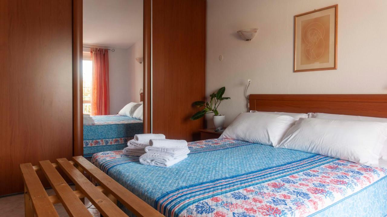 Gabbiani - Cala Gonone Apartment Exterior photo